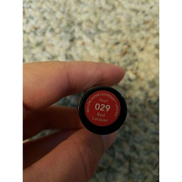 Revlon Super Lustrous Lipstick Red Lacquer 029 - Picture 1 of 2